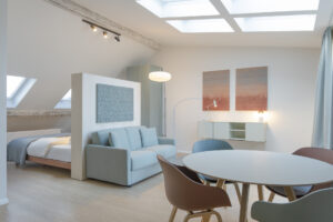 Penthouse Studio